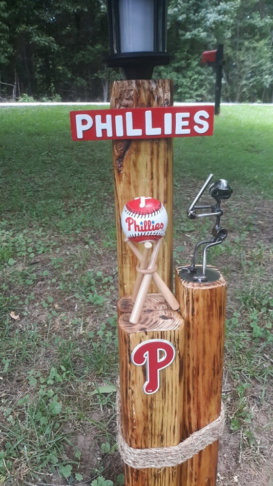 Large Phillies Post